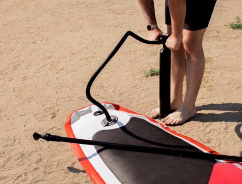 Hoe blaas je een SUP board op? Stapsgewijze uitleg